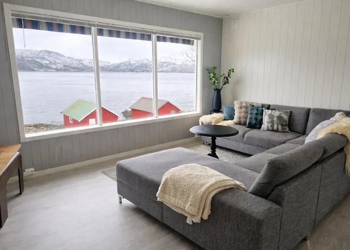 Tatil Evi Sjotun House